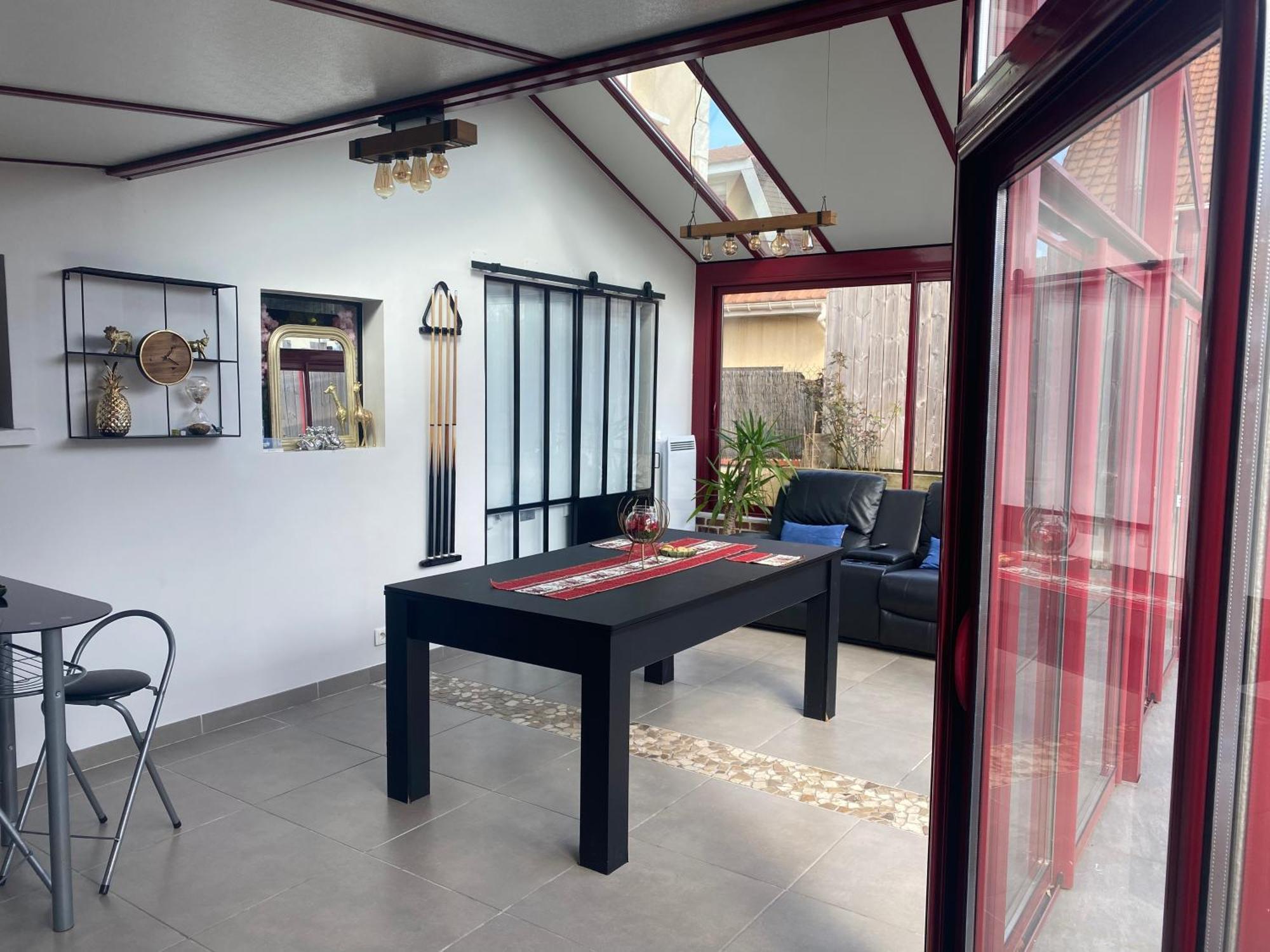 Dependance Avec Billard A Proximite Zenith Rouen Hotell Le Grand-Quevilly Exteriör bild